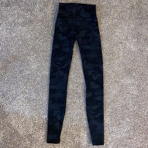 Lululemon Wunder Under Black Camo Leggings